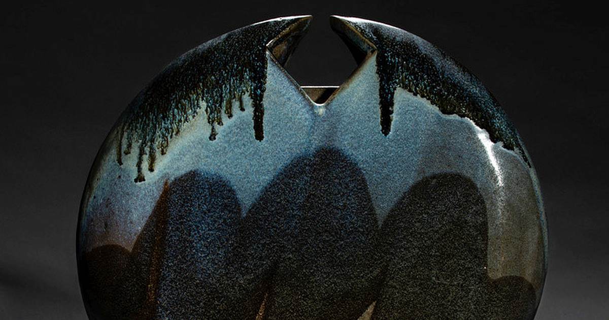 Teaching Pottery Online Image